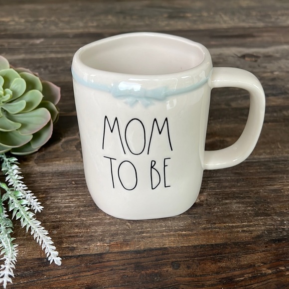 RAE DUNN Mom to be Mug - NEW - Picture 2 of 4